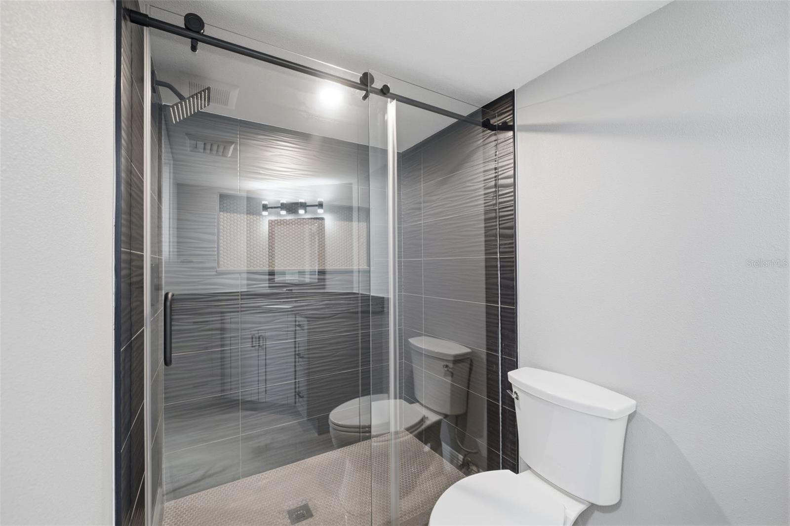 2333 FEATHER SOUND DR #A401 — photo 25