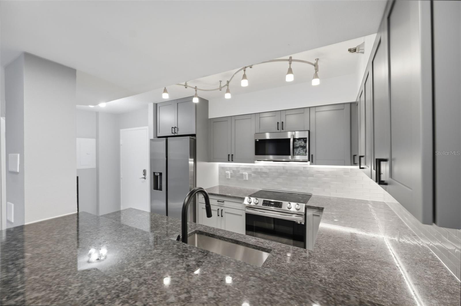 2333 FEATHER SOUND DR #A401 — photo 6