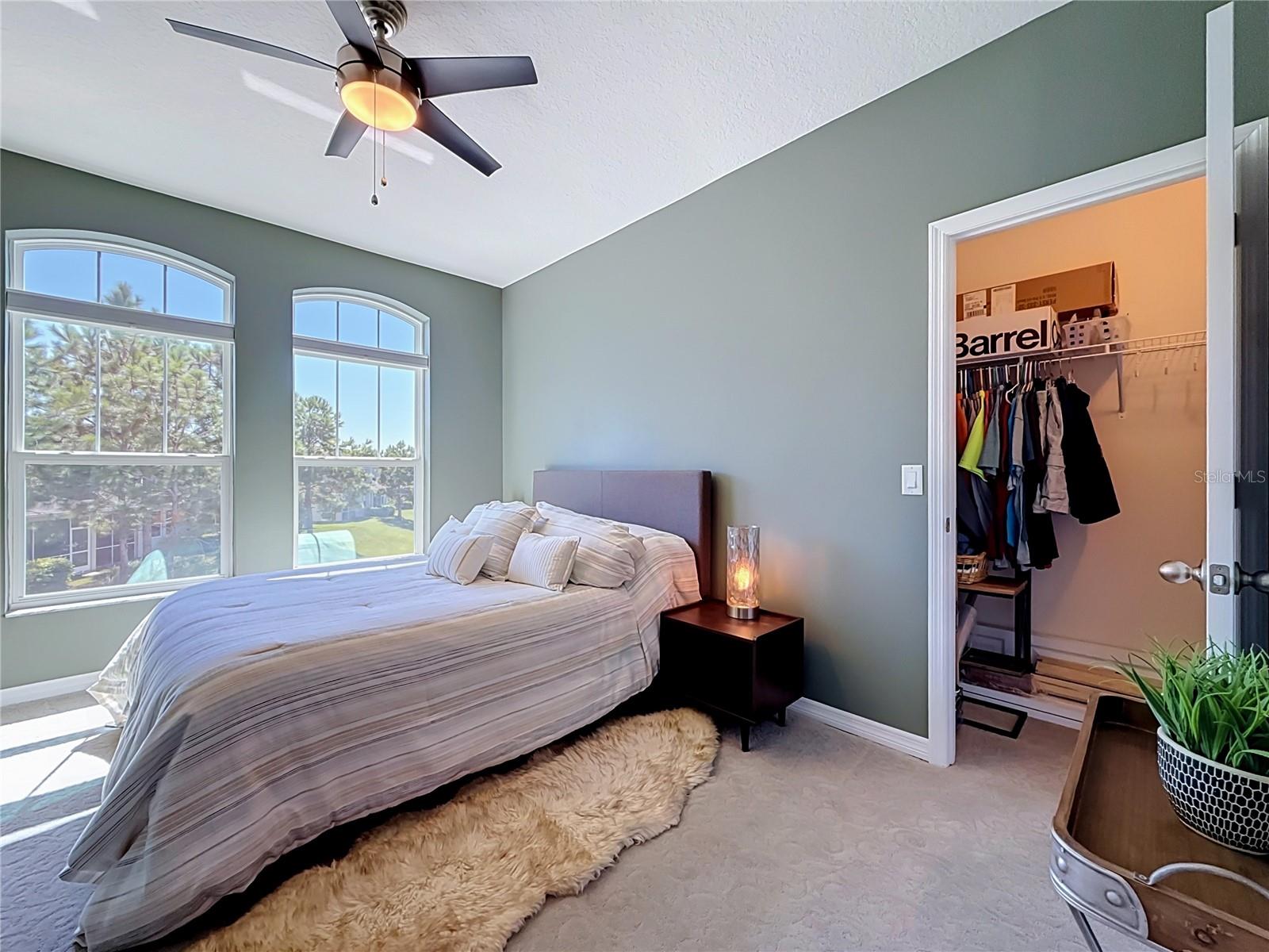 2270 MONTVIEW DR — photo 37