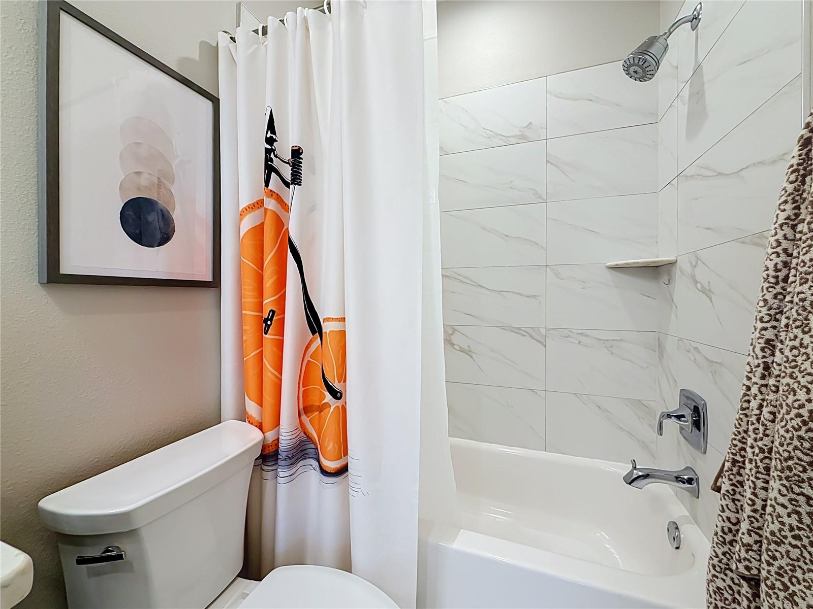 2270 MONTVIEW DR — photo 33