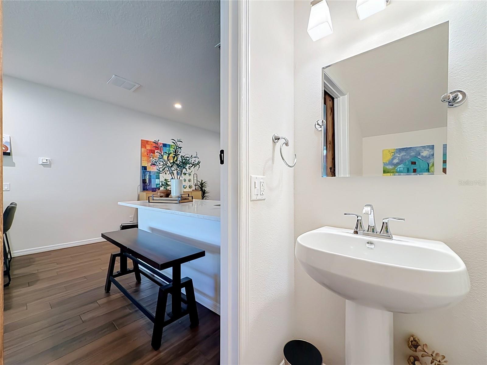 2270 MONTVIEW DR — photo 24