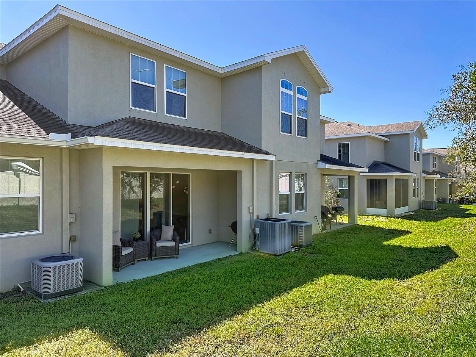 2270 MONTVIEW DR — photo 47