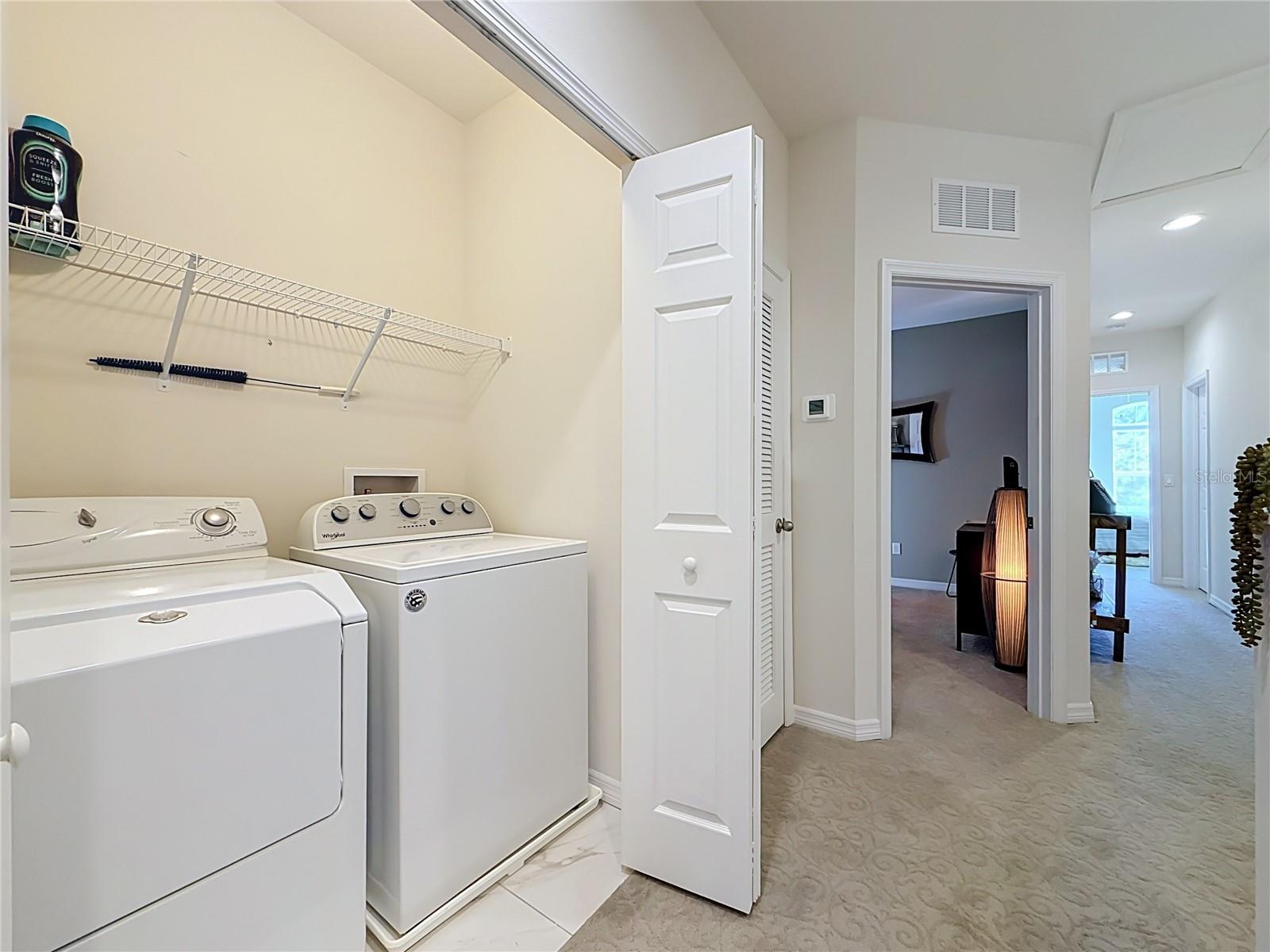 2270 MONTVIEW DR — photo 44