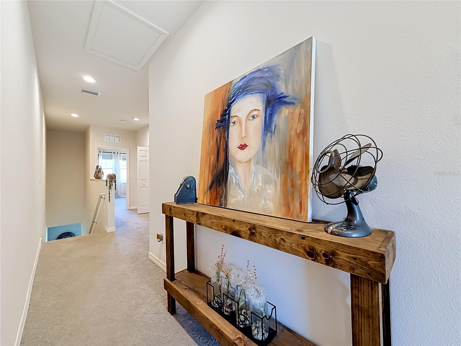 2270 MONTVIEW DR — photo 28