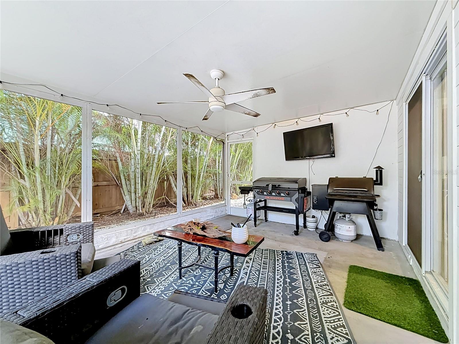 1509 BARBARA AVE — photo 23