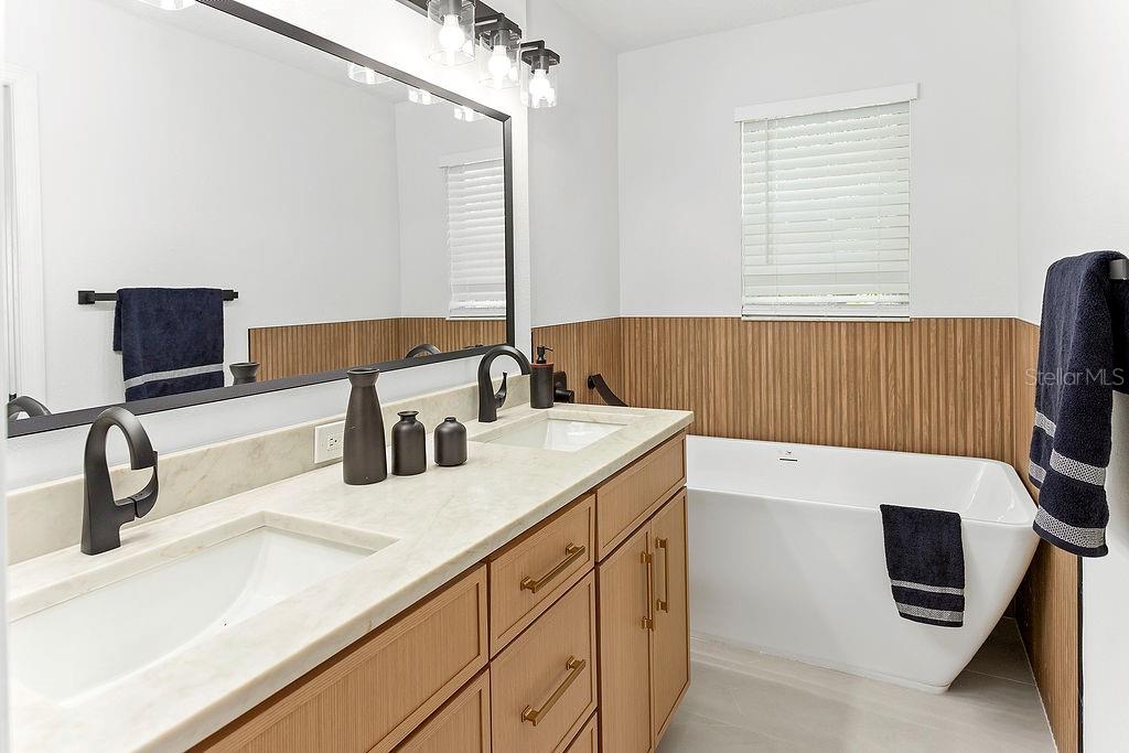 8907 ASHFORD GABLES — photo 19
