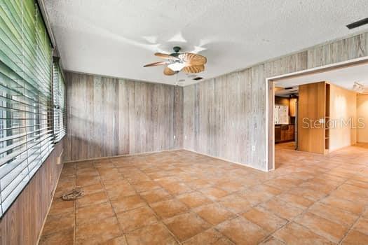 17 JEFF RD — photo 28