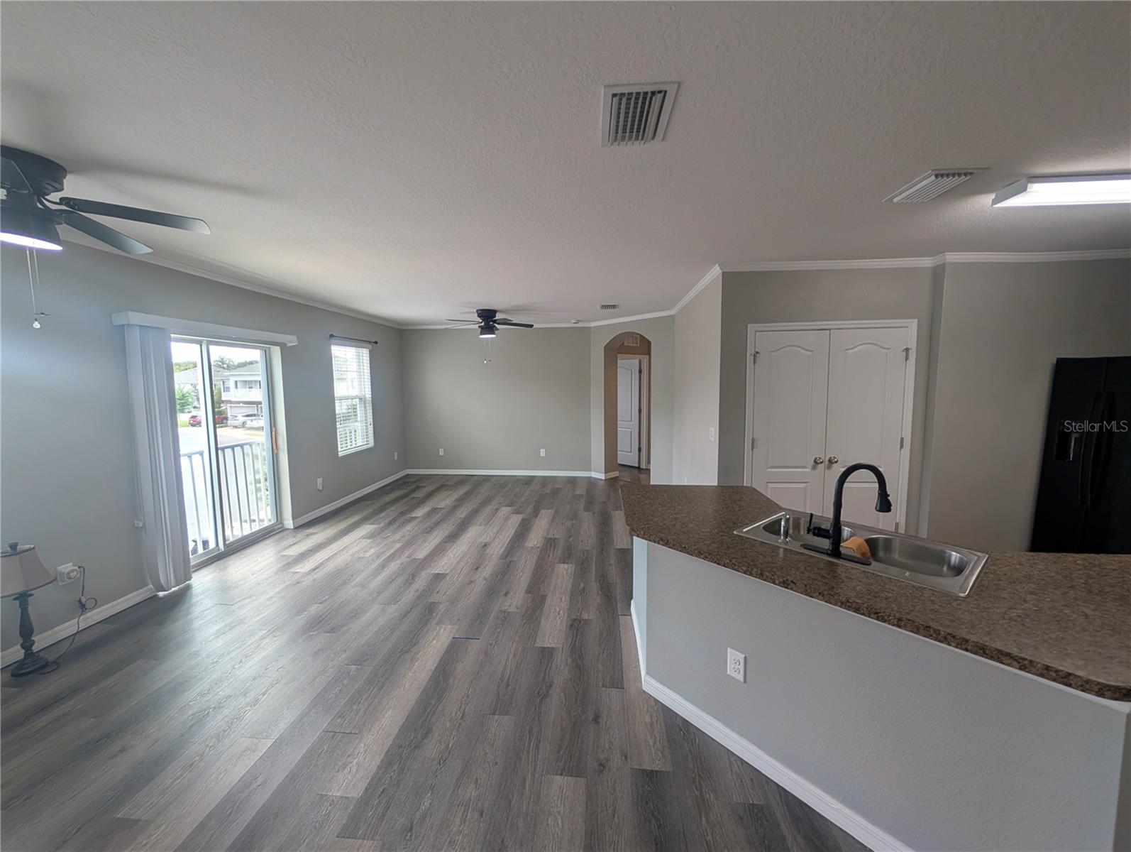 803 ASHENTREE DR — photo 6