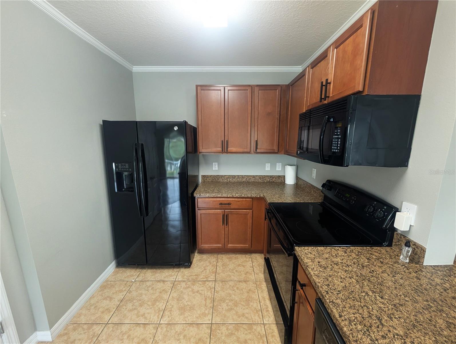 803 ASHENTREE DR — photo 4