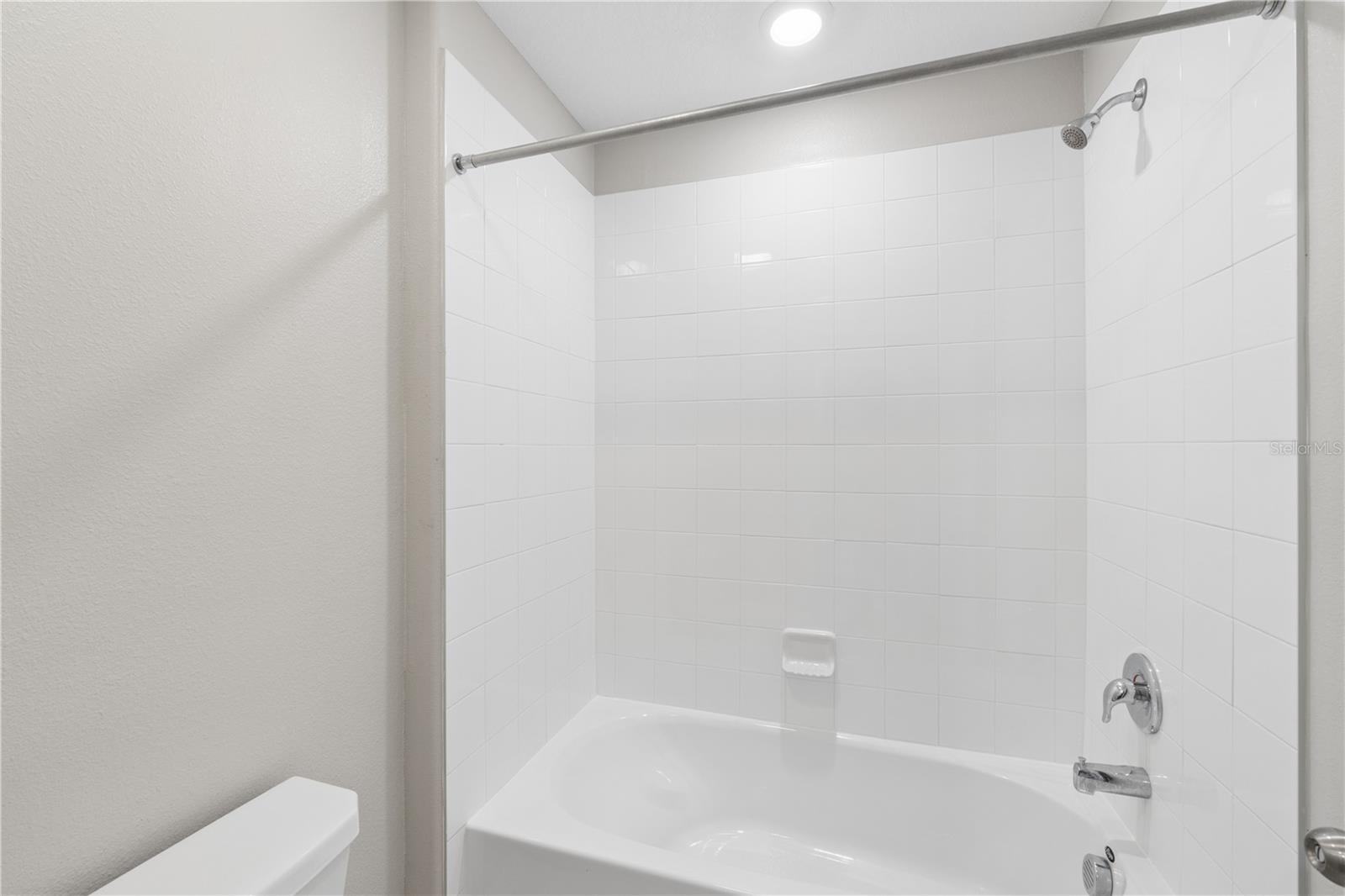 7207 RONNIE GARDENS CT — photo 20