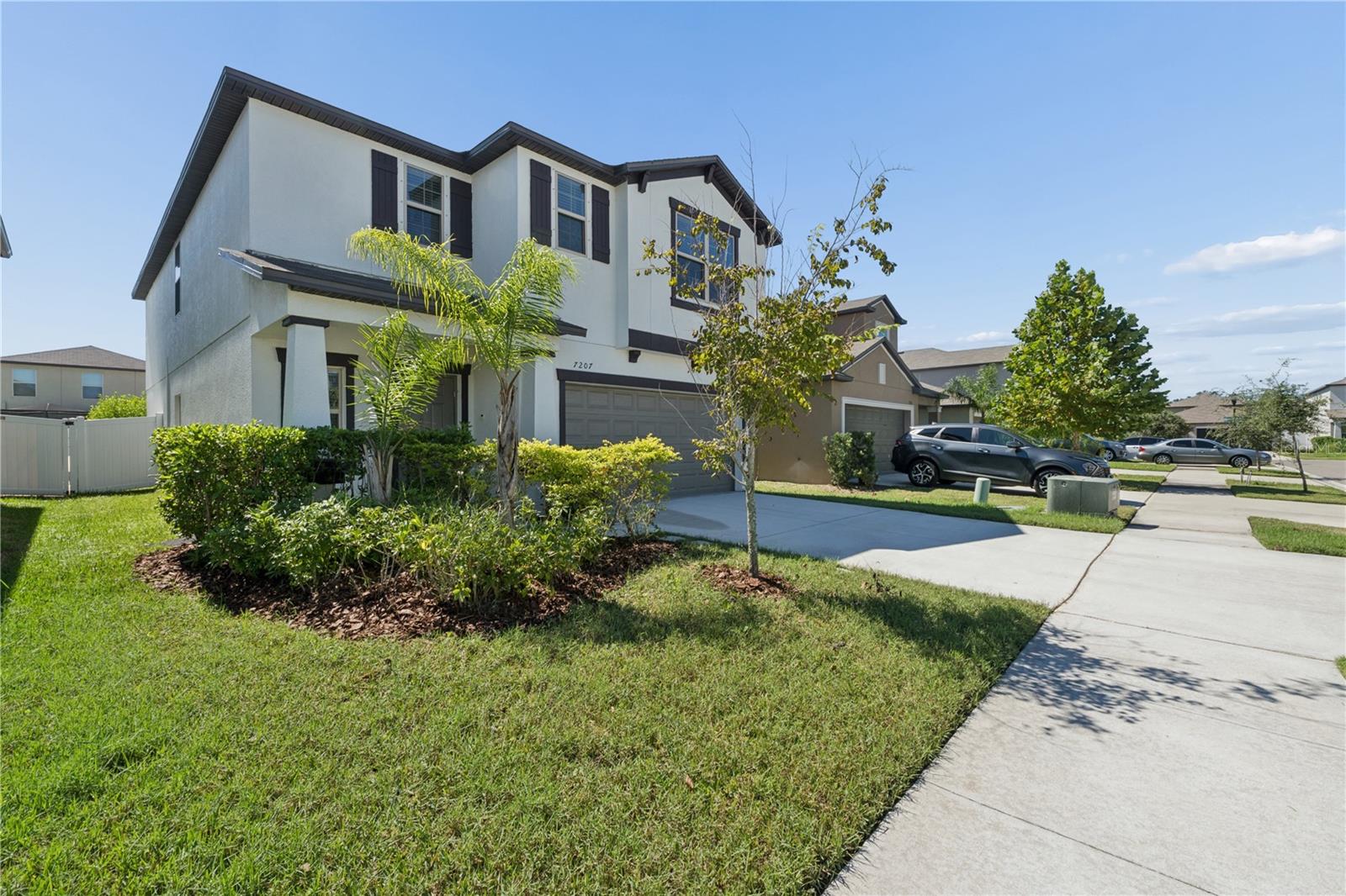 7207 RONNIE GARDENS CT — photo 3