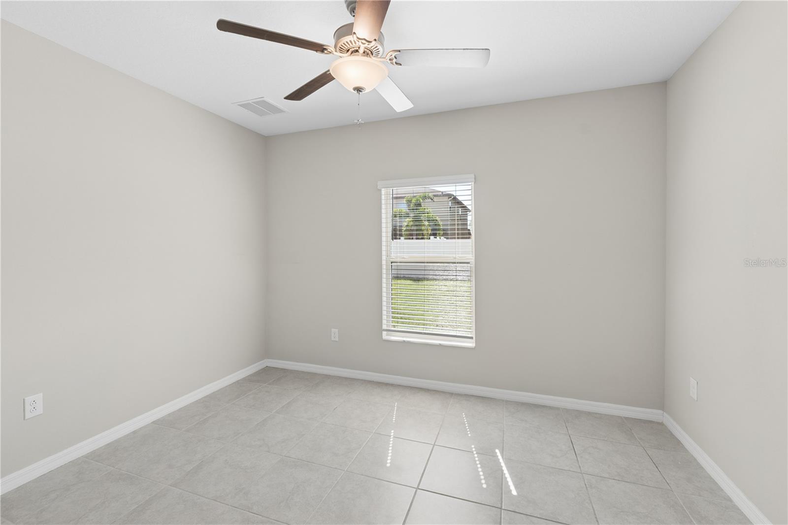 7207 RONNIE GARDENS CT — photo 32