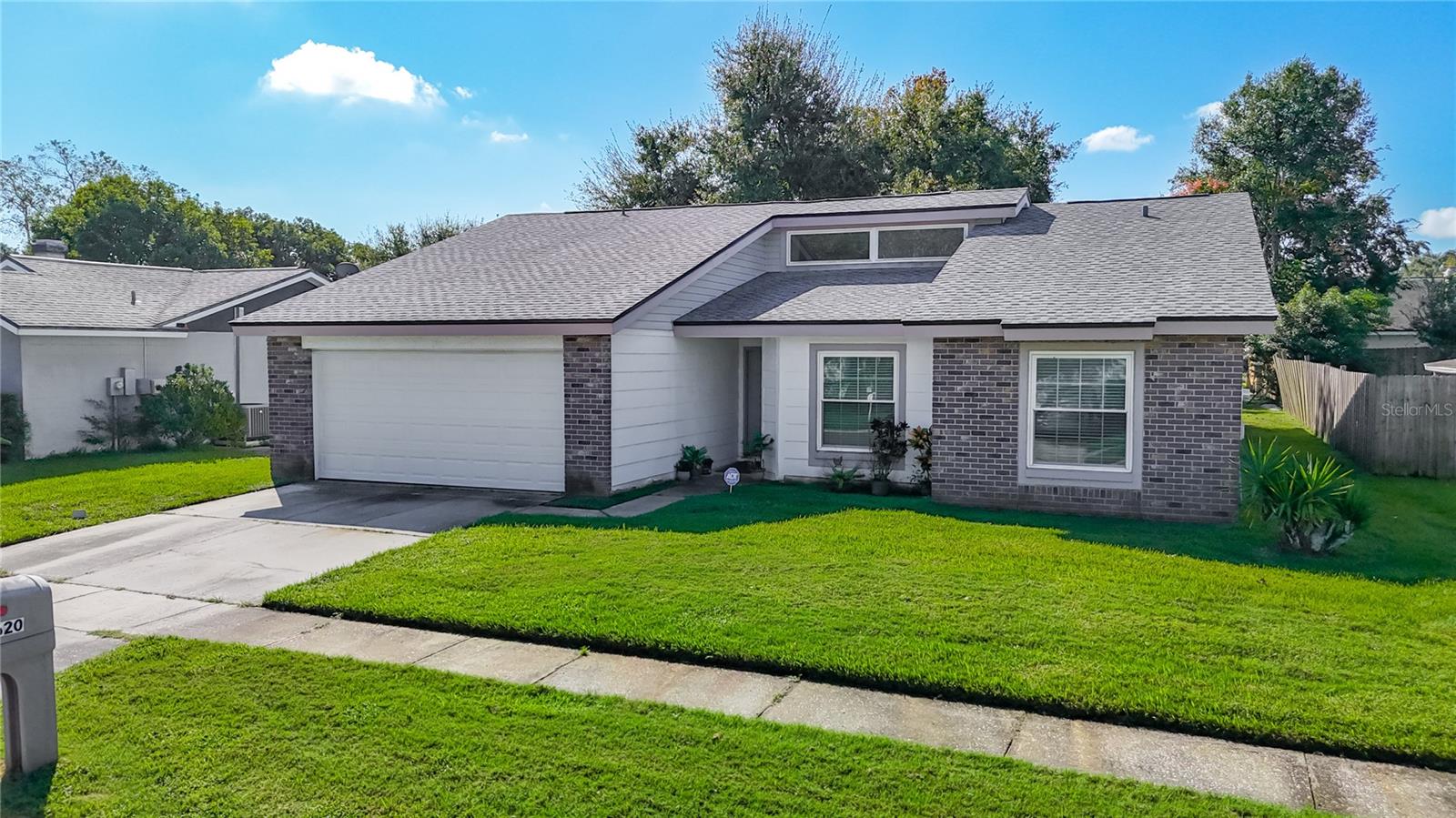 620 STILLVIEW CIR — photo 3