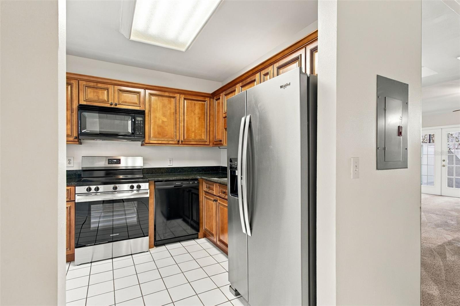 315 S EDISON AVE #8 — photo 15