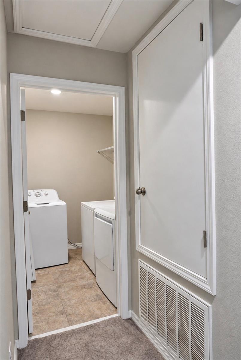 10213 BOGGY MOSS DR — photo 32