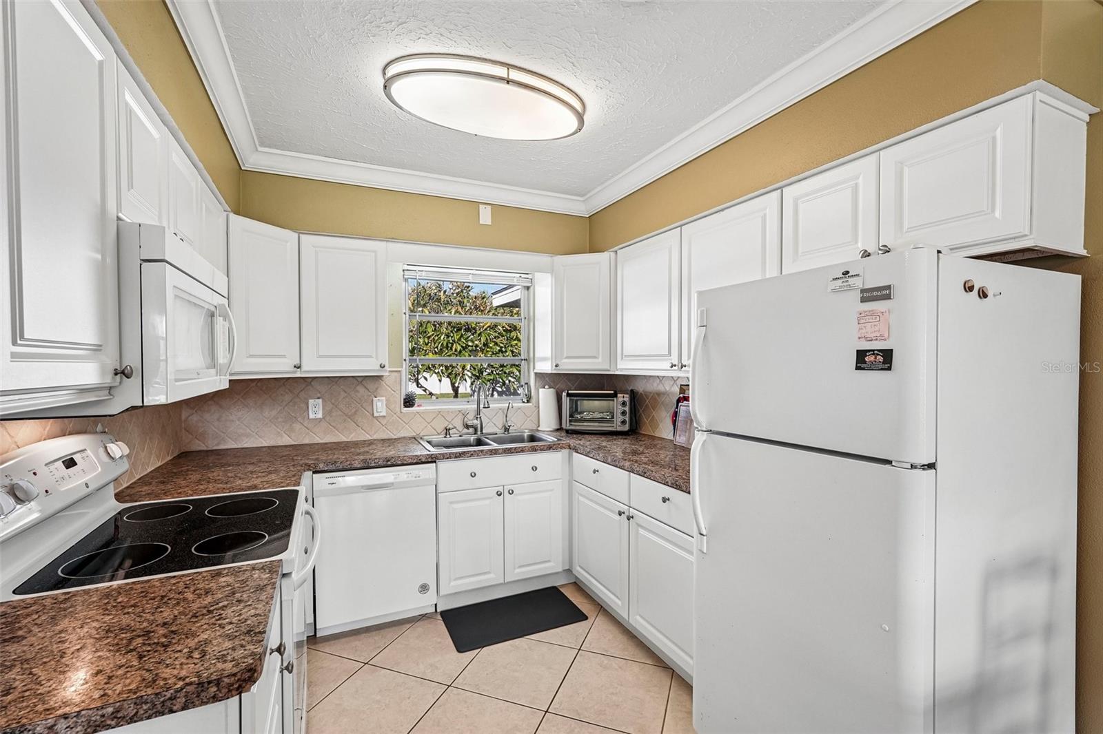 309 PARKSIDE DR — photo 12