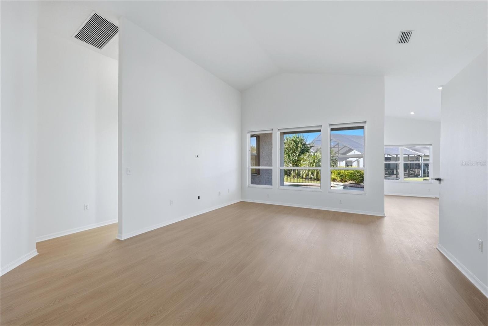 6998 SUPERIOR STREET CIR — photo 10
