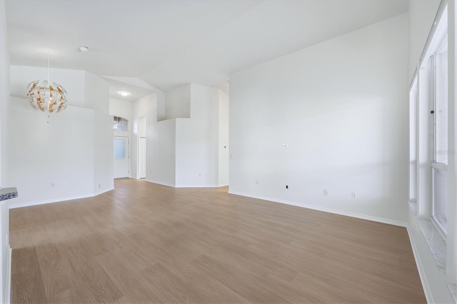 6998 SUPERIOR STREET CIR — photo 8
