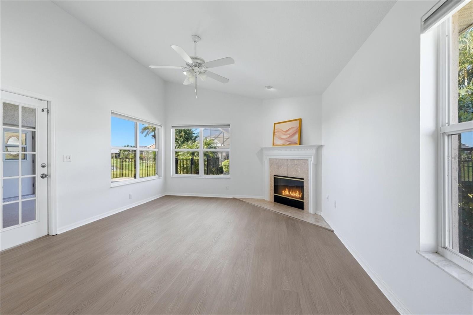 6998 SUPERIOR STREET CIR — photo 7