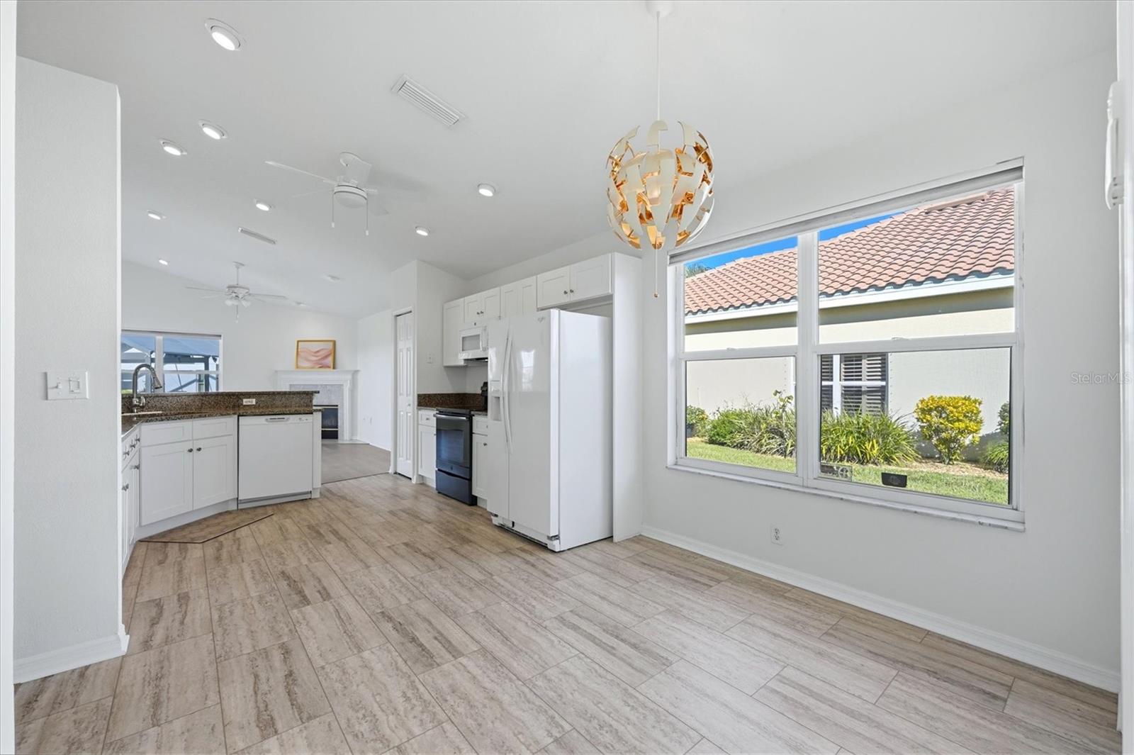 6998 SUPERIOR STREET CIR — photo 13