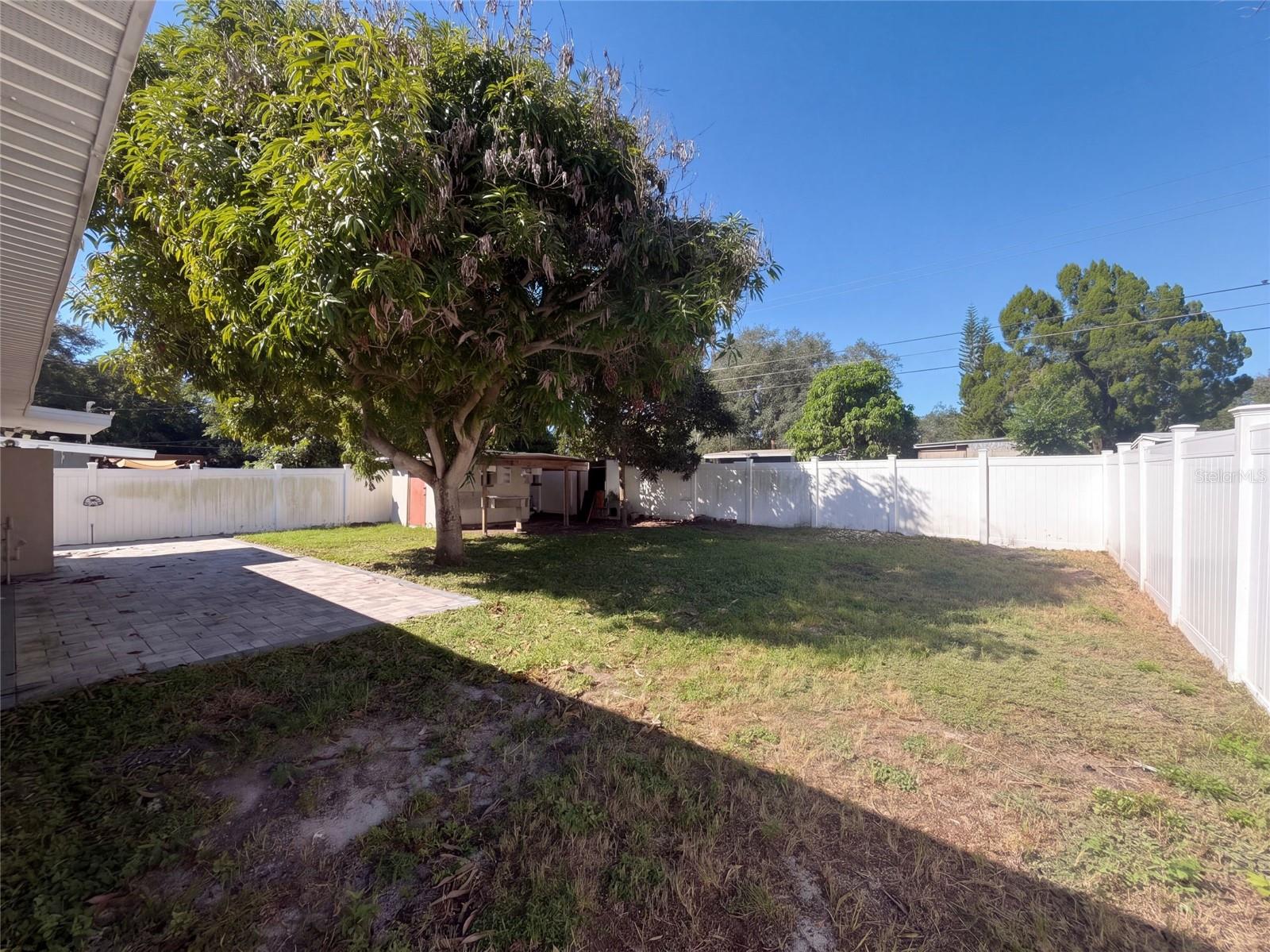 645 10TH PL — photo 19