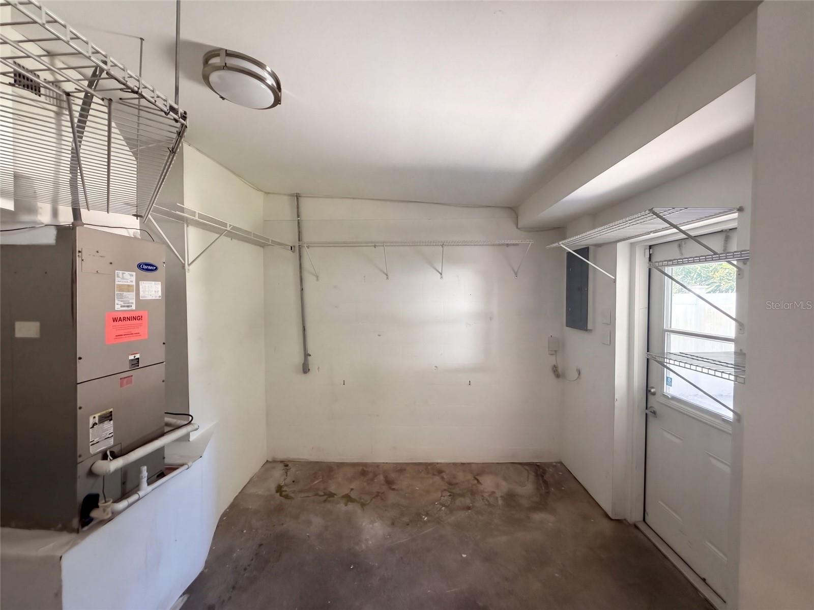 645 10TH PL — photo 17