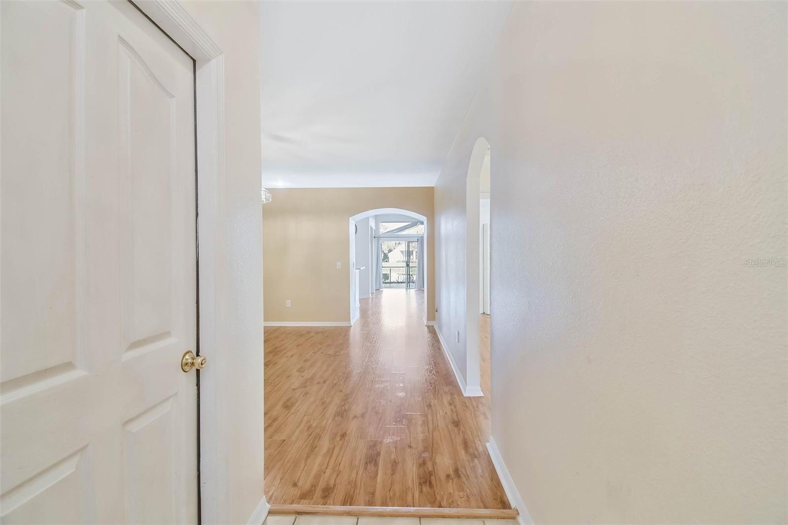 9909 BRIDGETON DR — photo 4