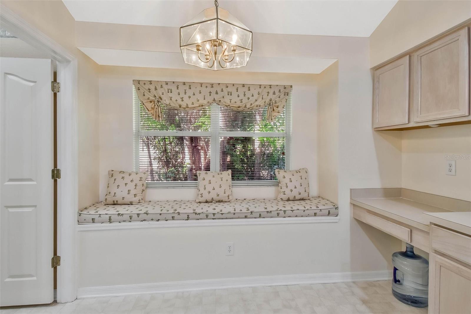 9909 BRIDGETON DR — photo 15