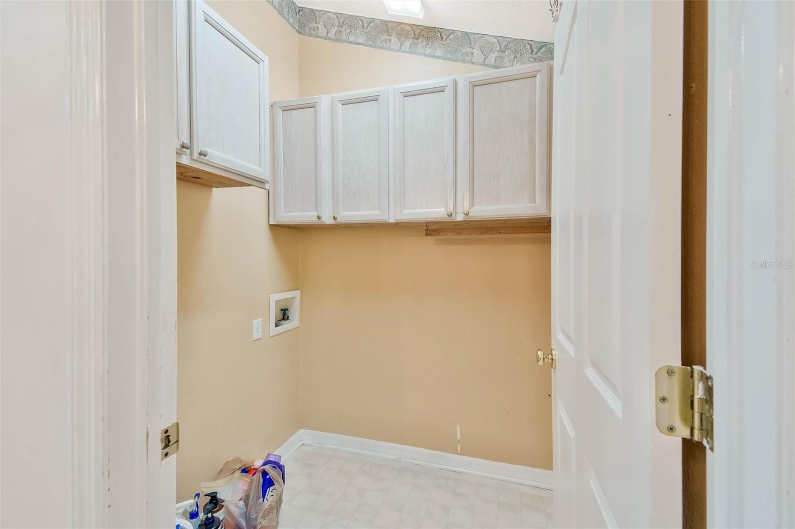 9909 BRIDGETON DR — photo 25