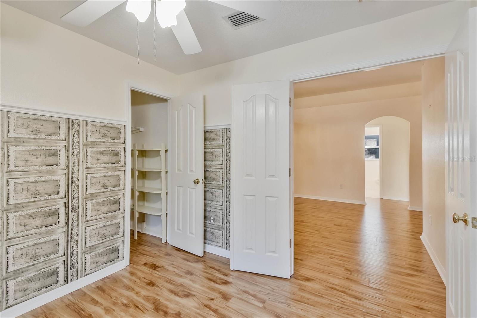 9909 BRIDGETON DR — photo 35