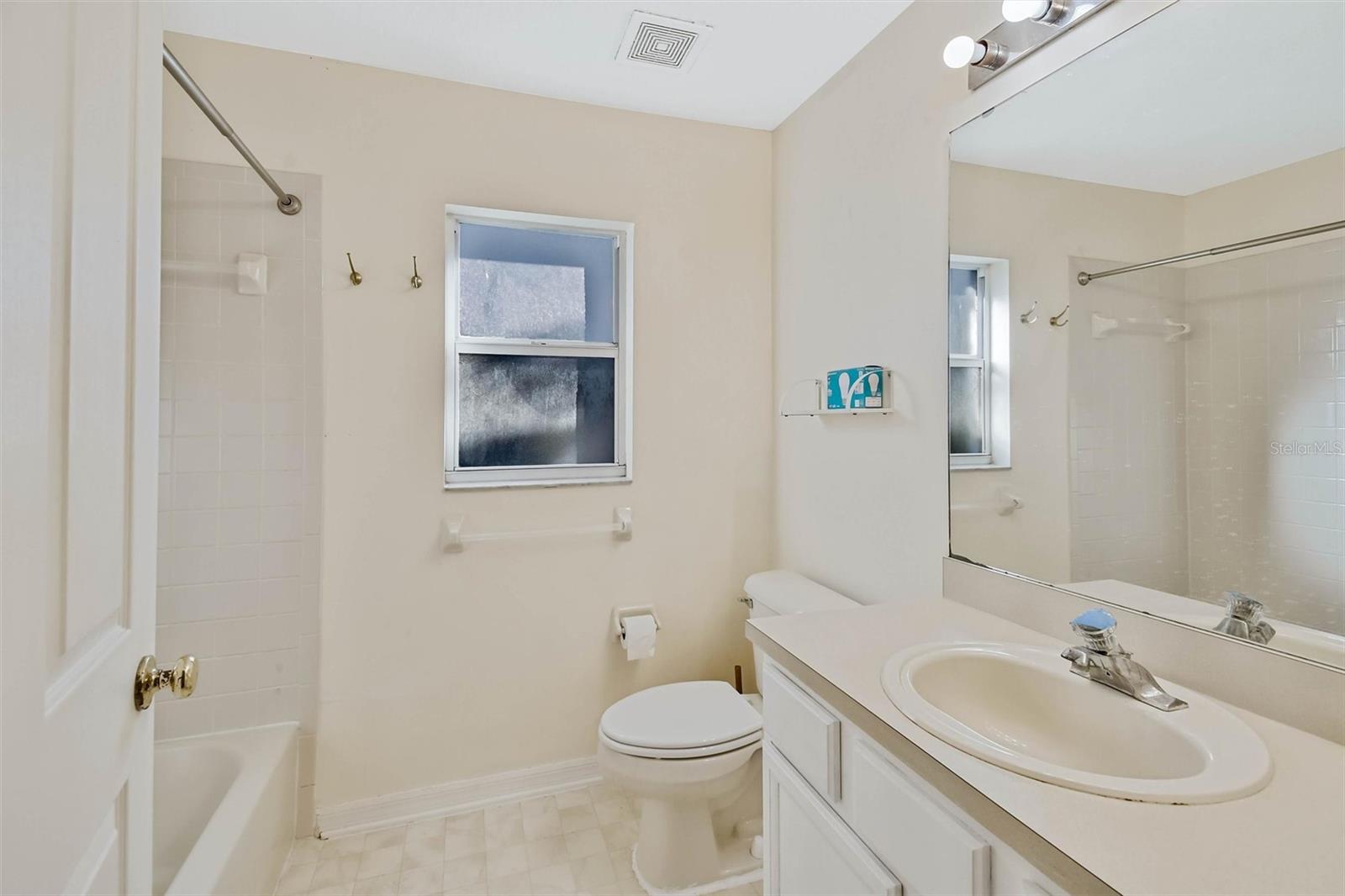 9909 BRIDGETON DR — photo 21