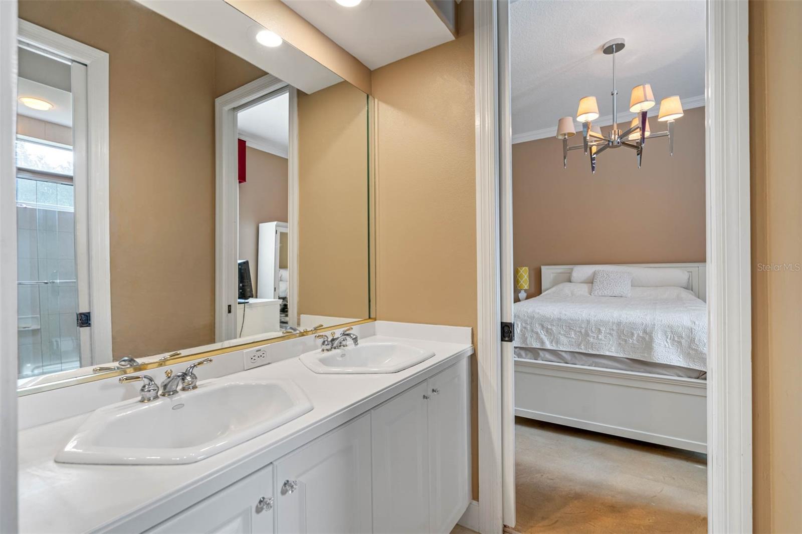 531 ISLEWORTH CLOSE — photo 31