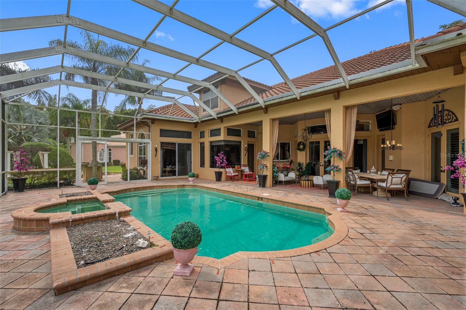 531 ISLEWORTH CLOSE — photo 12