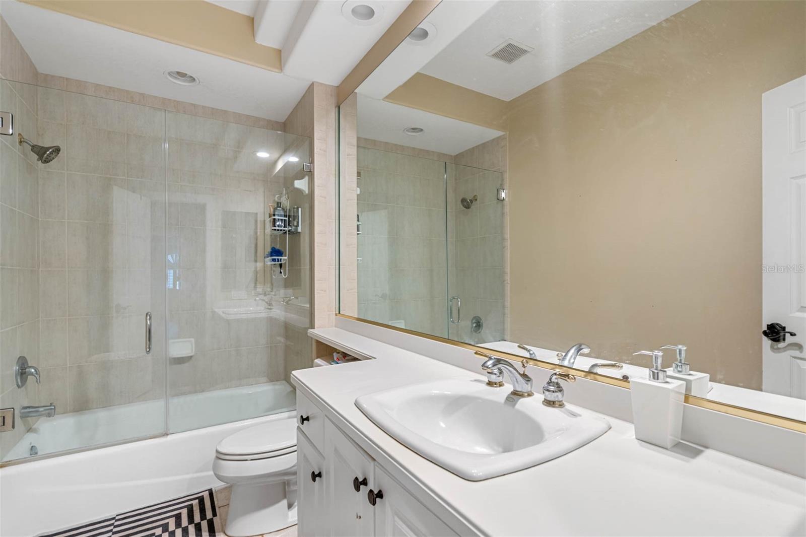 531 ISLEWORTH CLOSE — photo 49