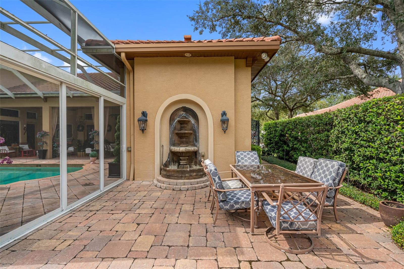 531 ISLEWORTH CLOSE — photo 10