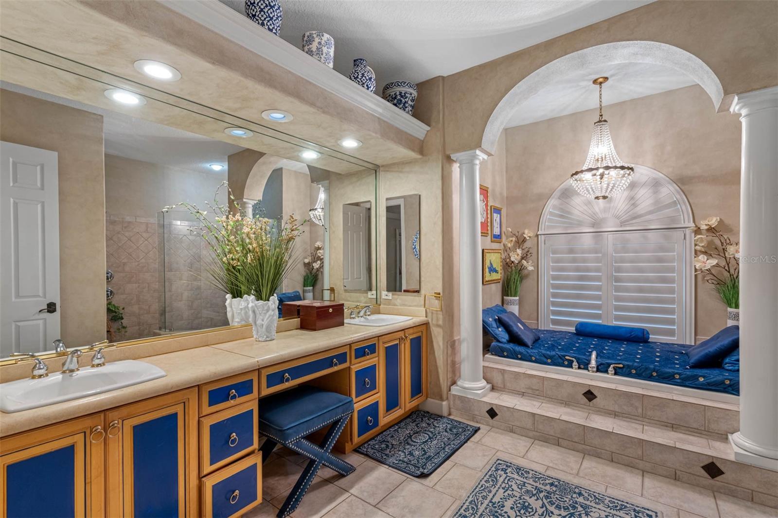 531 ISLEWORTH CLOSE — photo 40