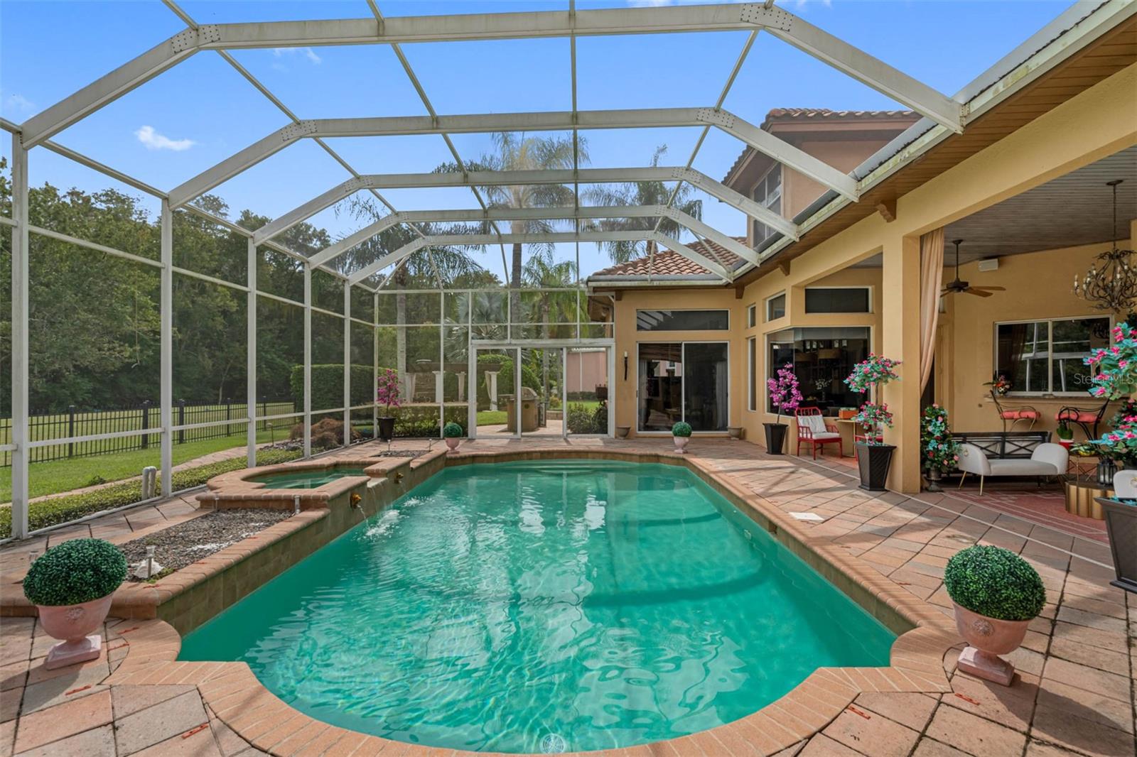 531 ISLEWORTH CLOSE — photo 13