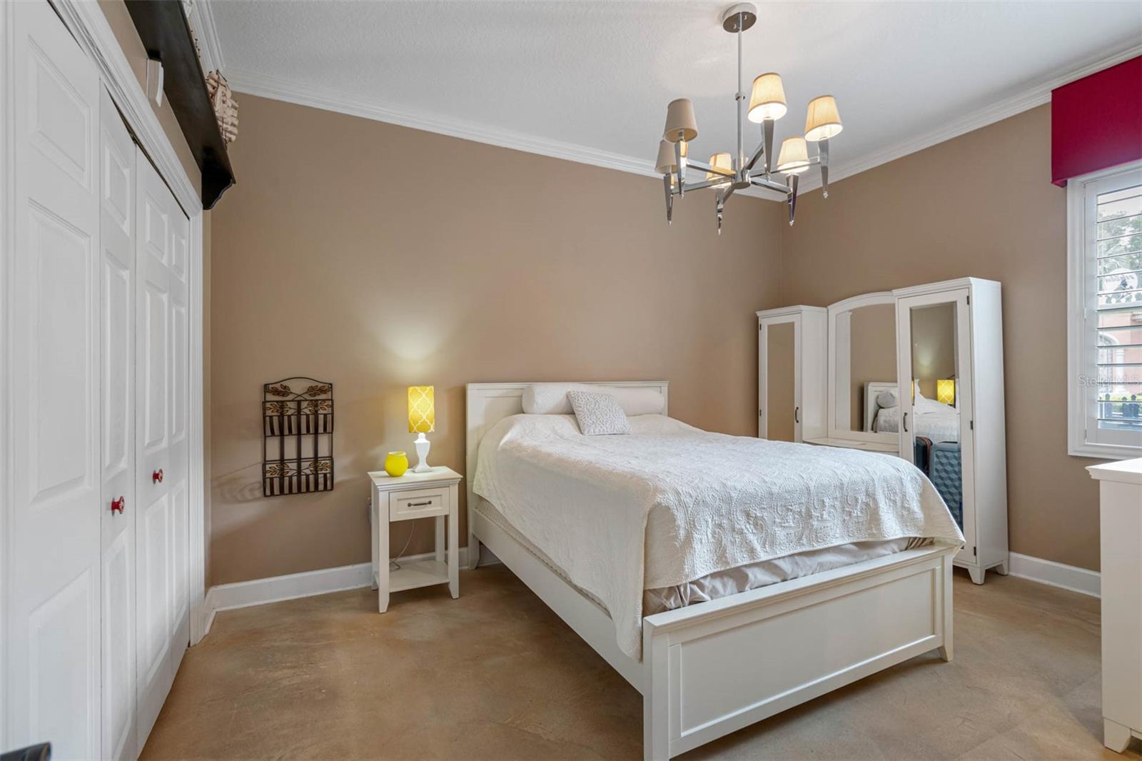 531 ISLEWORTH CLOSE — photo 33