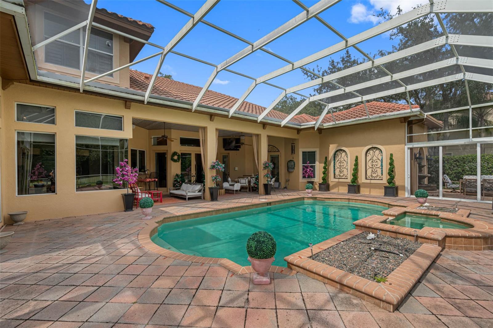 531 ISLEWORTH CLOSE — photo 14