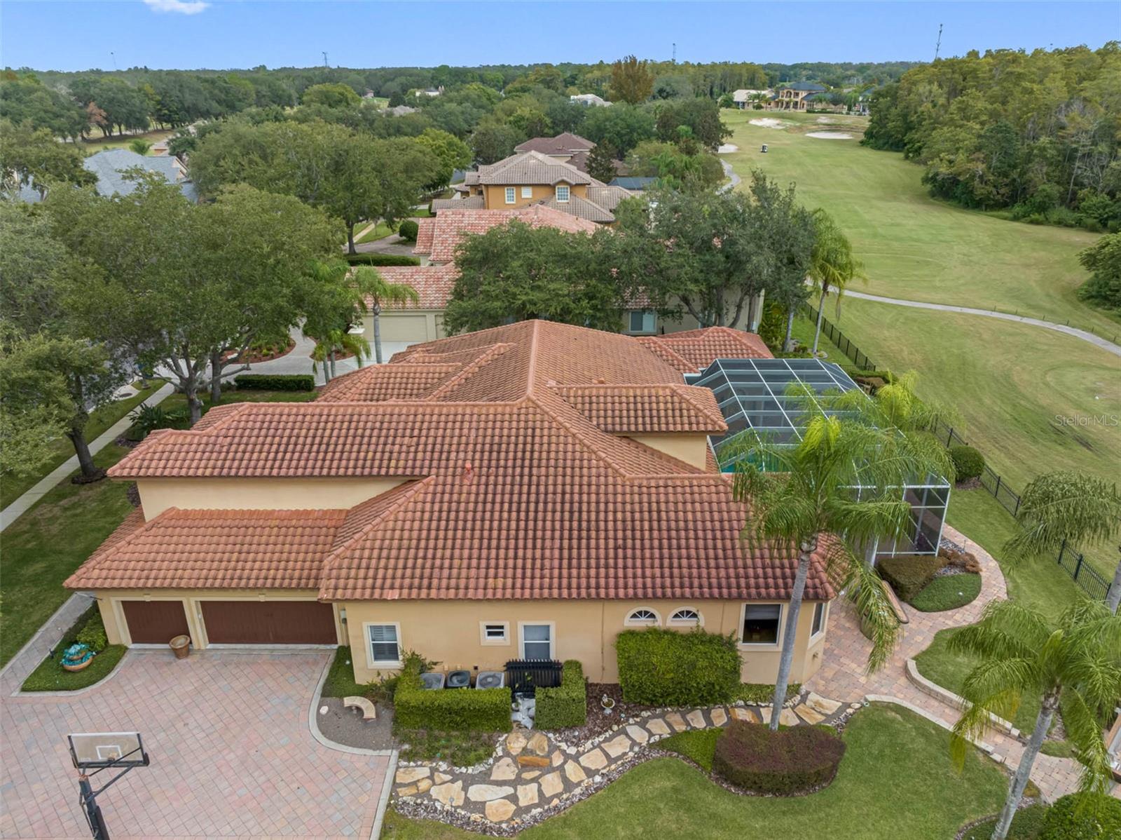 531 ISLEWORTH CLOSE — photo 4