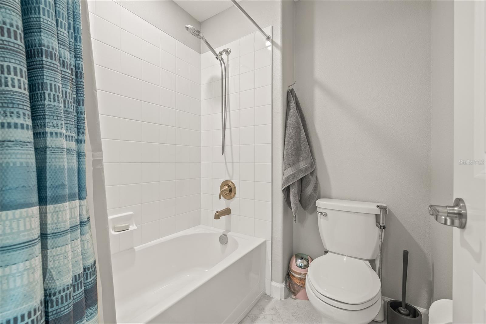 3212 CALVANO DR — photo 41