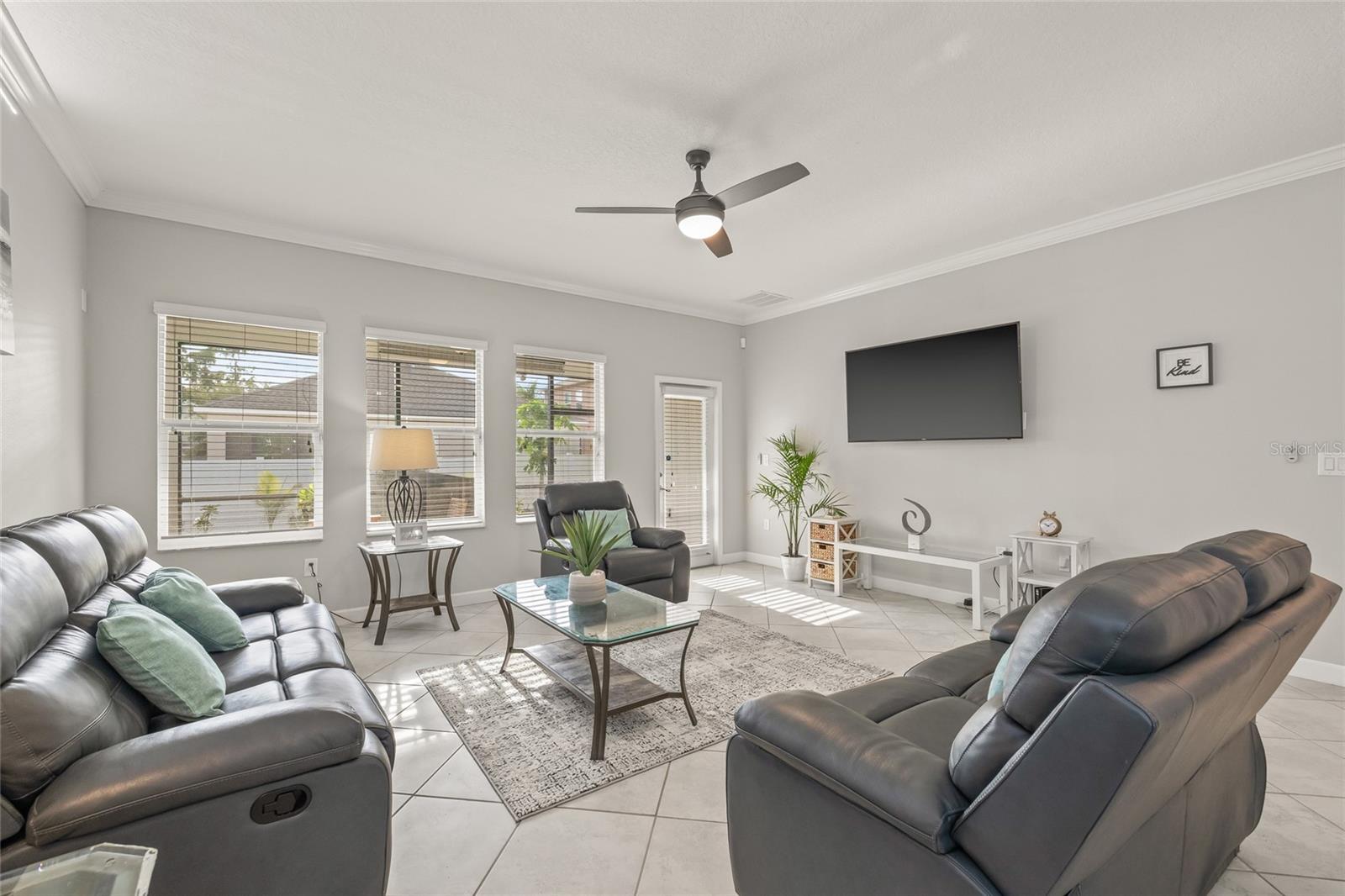 3212 CALVANO DR — photo 15