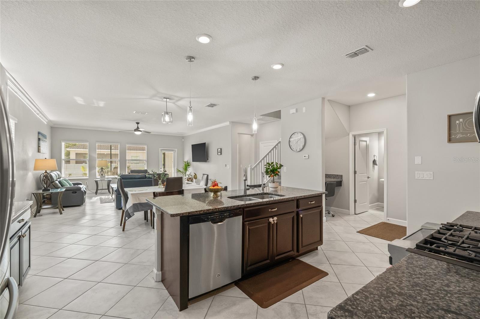 3212 CALVANO DR — photo 9