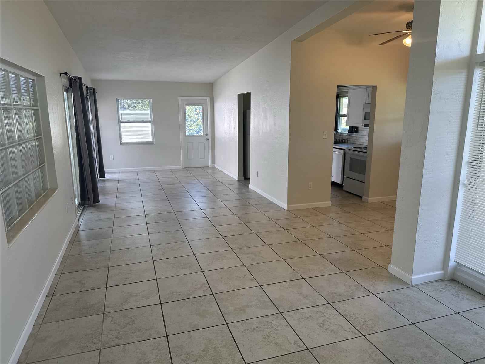 7905 JEFFERY AVE — photo 7