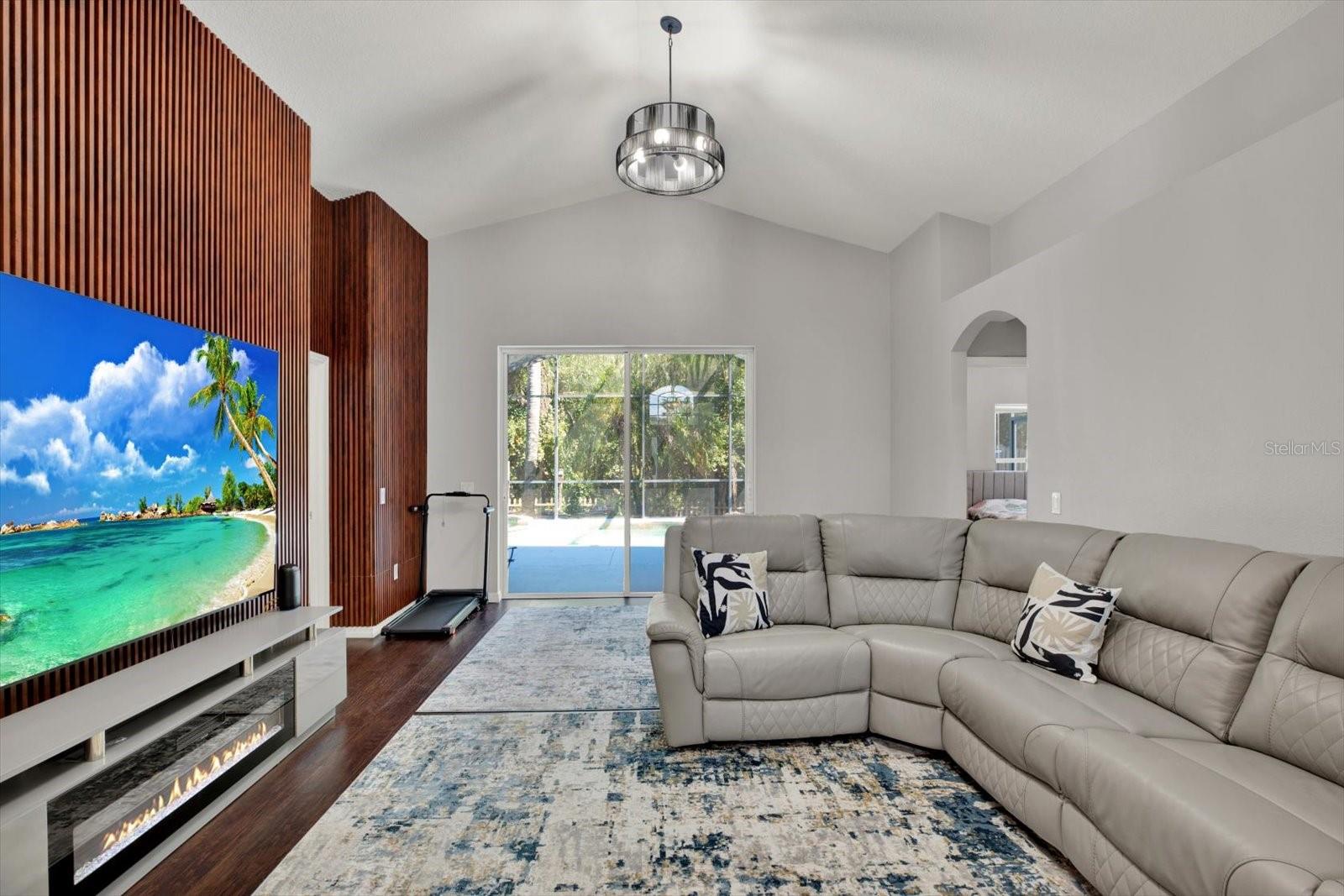 1852 BLANCHARD CT — photo 12
