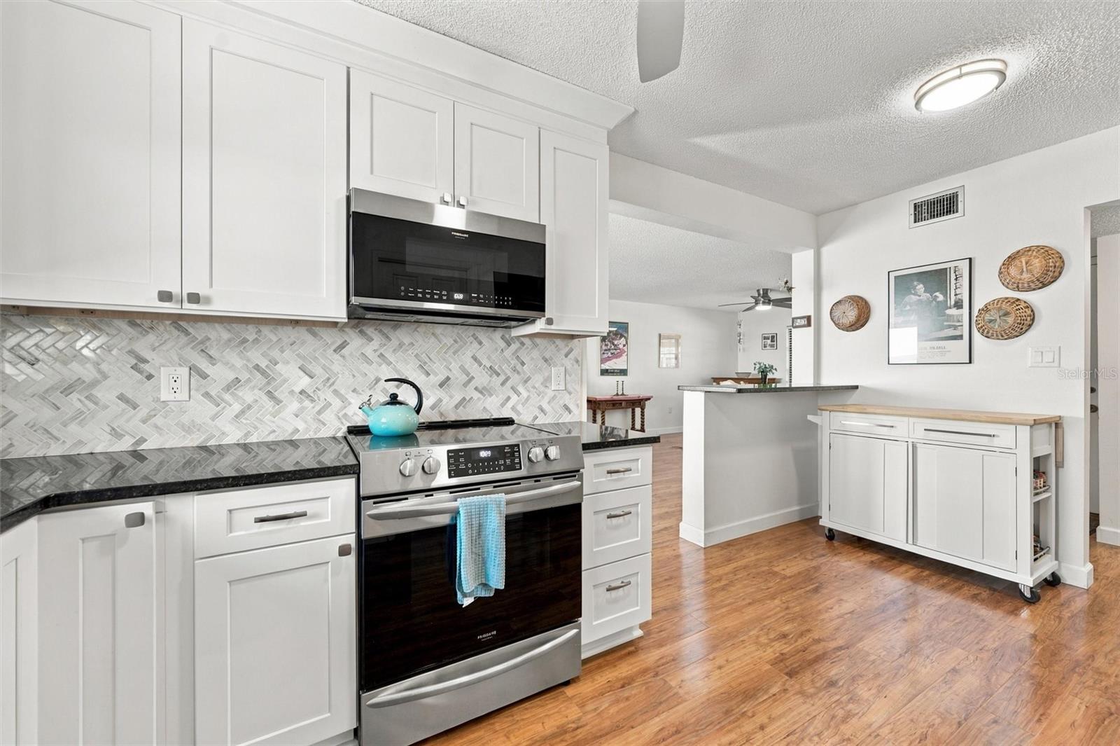 3849 CATALINA DR — photo 21