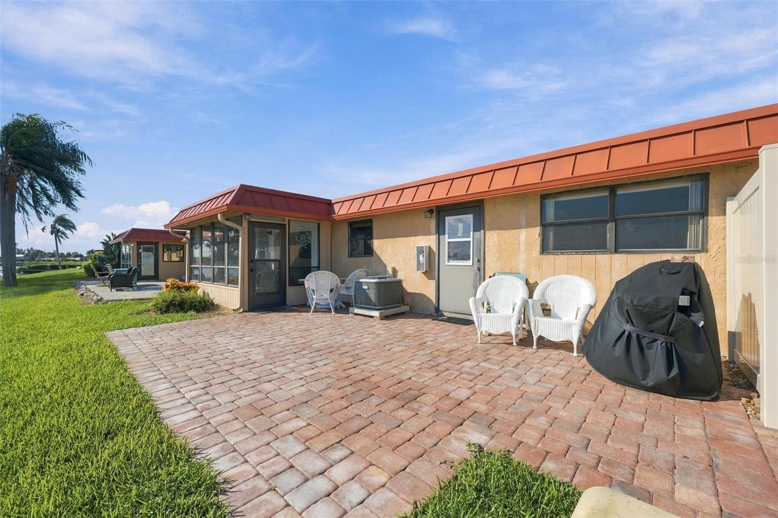 3849 CATALINA DR — photo 6