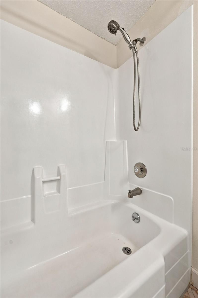 3849 CATALINA DR — photo 32