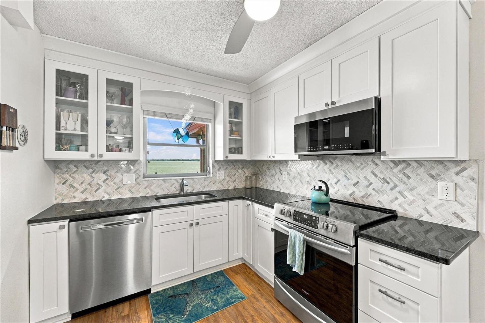 3849 CATALINA DR — photo 19
