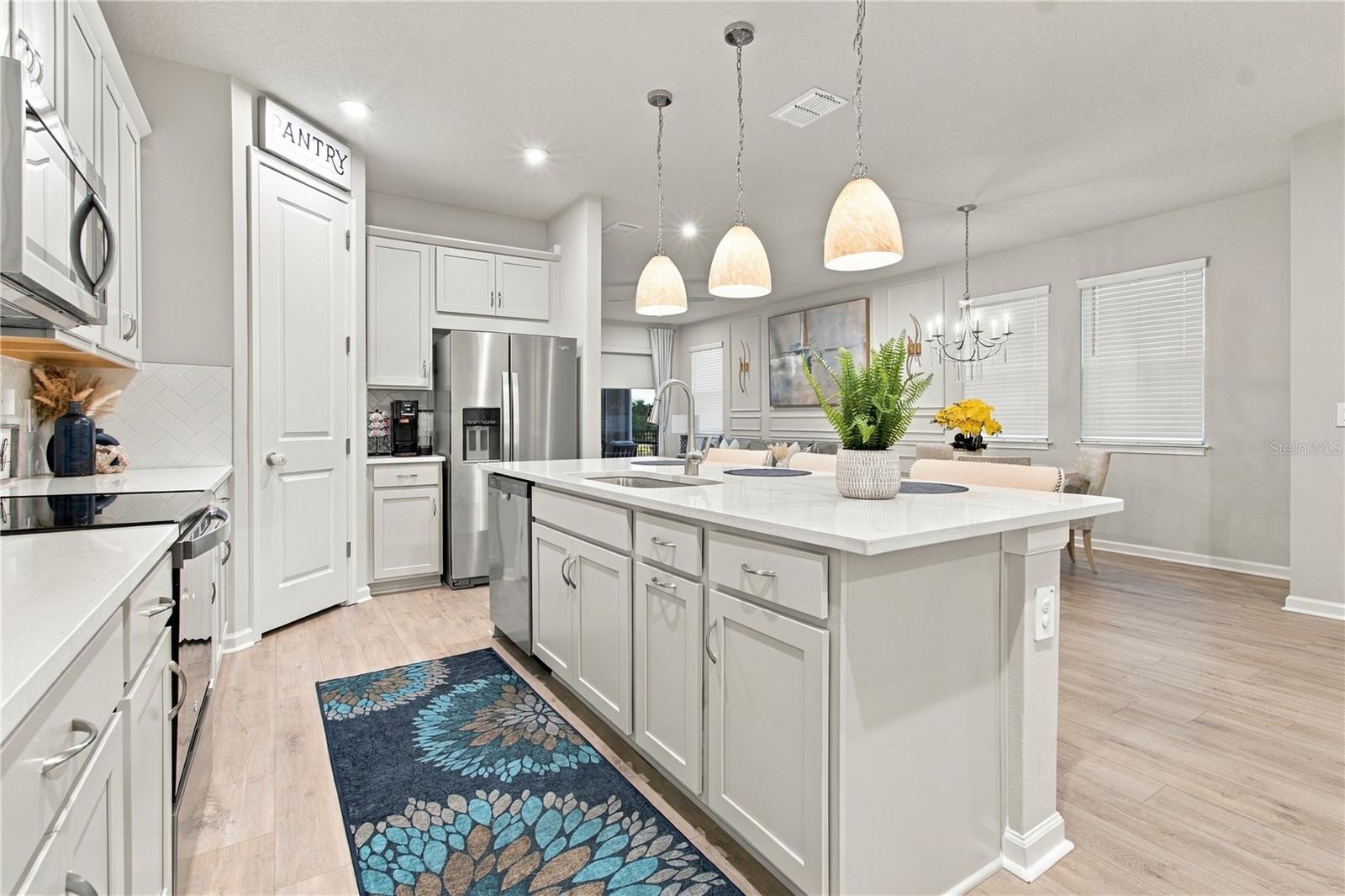 6086 TIMBERDALE AVE — photo 9